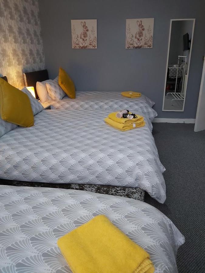 The Vale Apart Hotel كينغستون أبون هول المظهر الخارجي الصورة