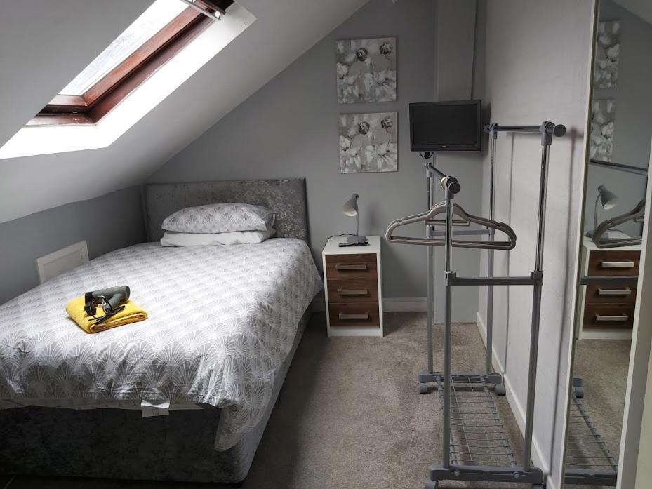 The Vale Apart Hotel كينغستون أبون هول المظهر الخارجي الصورة