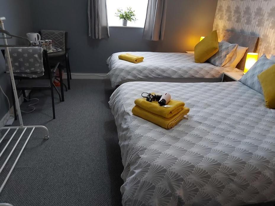 The Vale Apart Hotel كينغستون أبون هول المظهر الخارجي الصورة