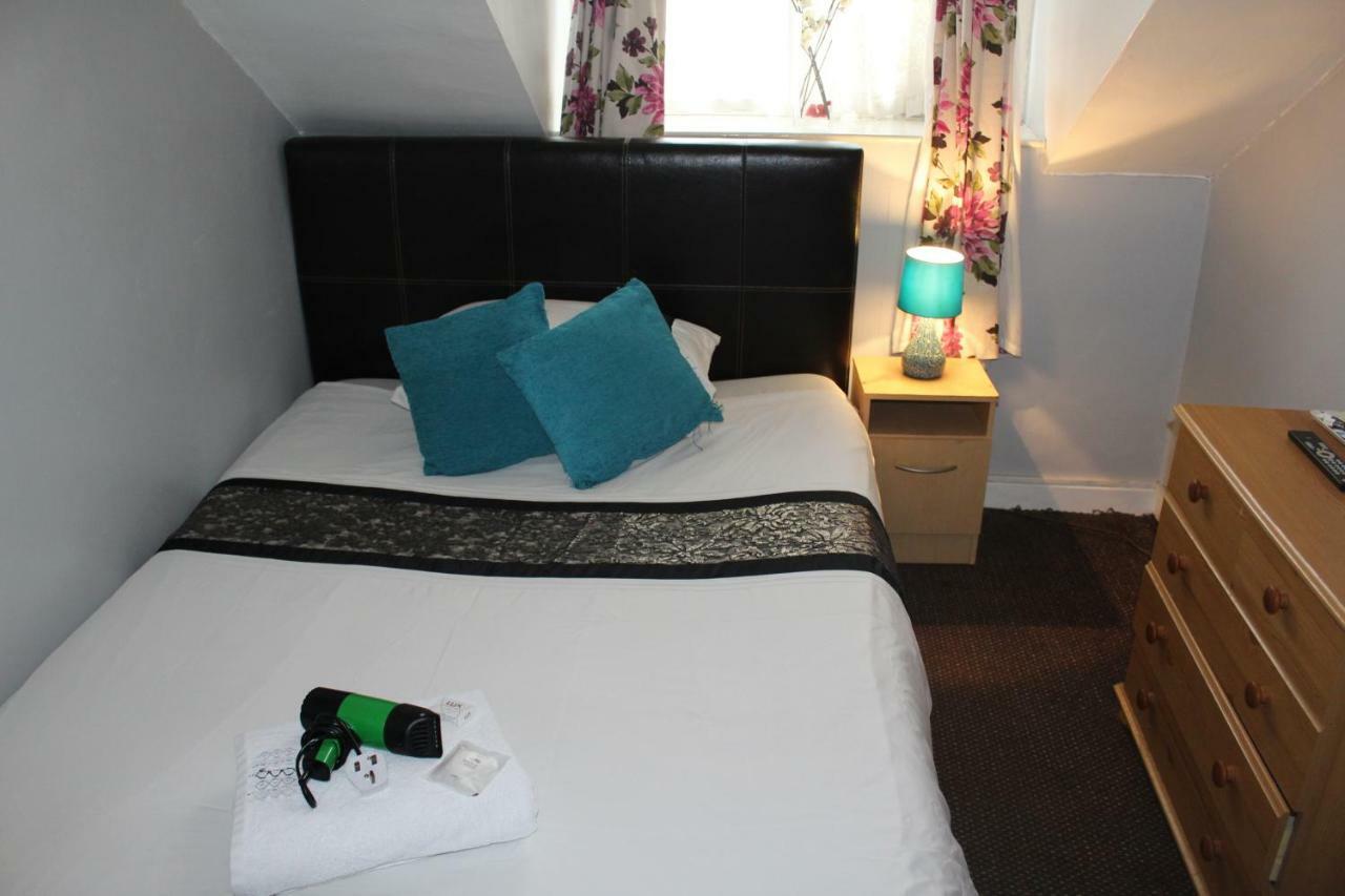 The Vale Apart Hotel كينغستون أبون هول المظهر الخارجي الصورة