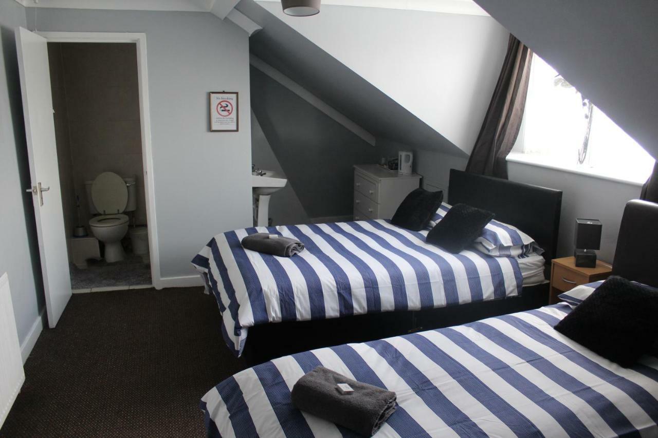 The Vale Apart Hotel كينغستون أبون هول المظهر الخارجي الصورة