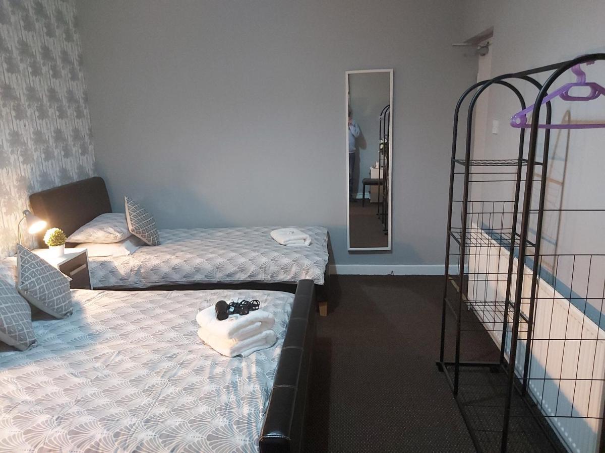 The Vale Apart Hotel كينغستون أبون هول المظهر الخارجي الصورة
